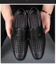 Load image into Gallery viewer, Luxury Brand Genuine Leather Fashion Men Business Dress Loafers Pointed Toe Black Shoes Oxford Breathable Formal Wedding Shoes

